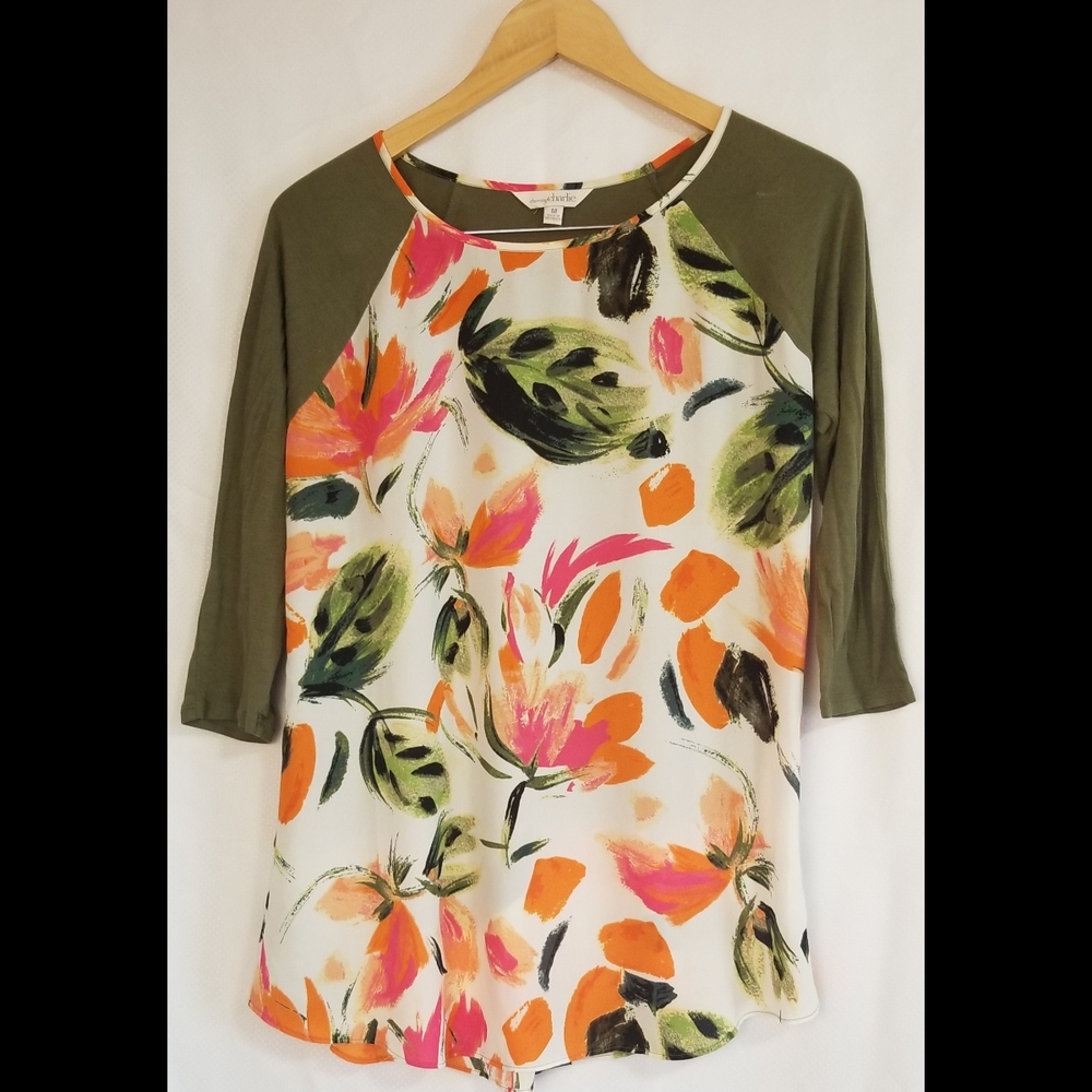 Charming Charlie Olive Floral Tunic - White/Multi Color Size M